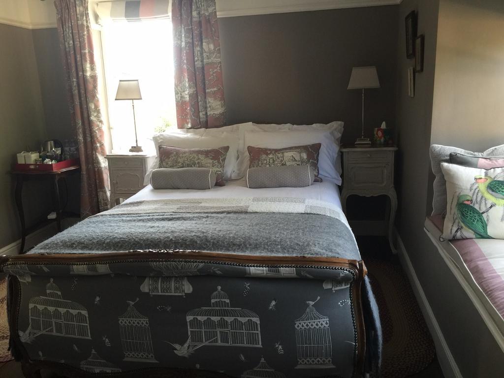 Poplar House Bed & Breakfast Bath